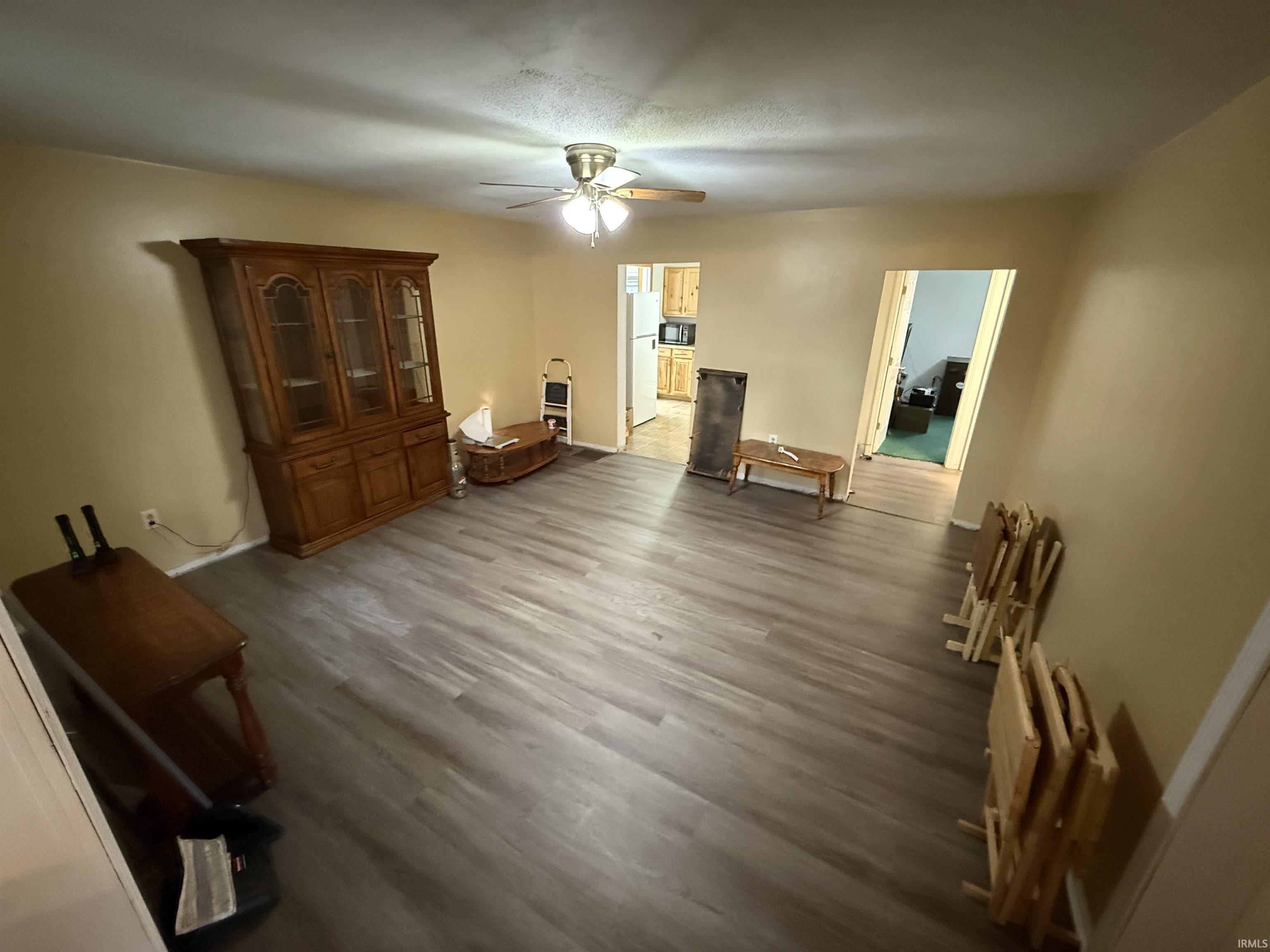 580 Northeast 1st Street Linton, IN 47441 - Photo 14 of 27