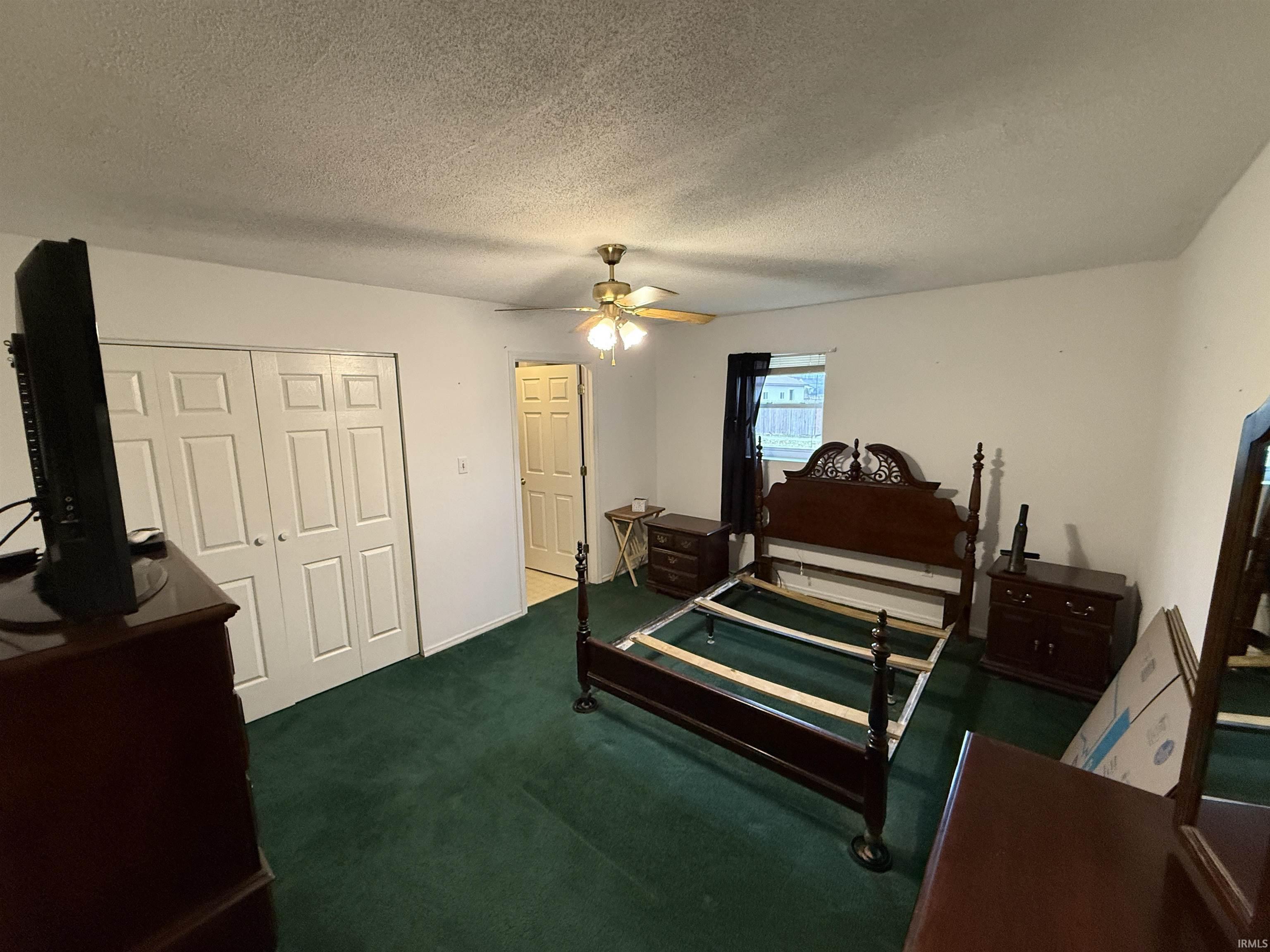 580 Northeast 1st Street Linton, IN 47441 - Photo 22 of 27