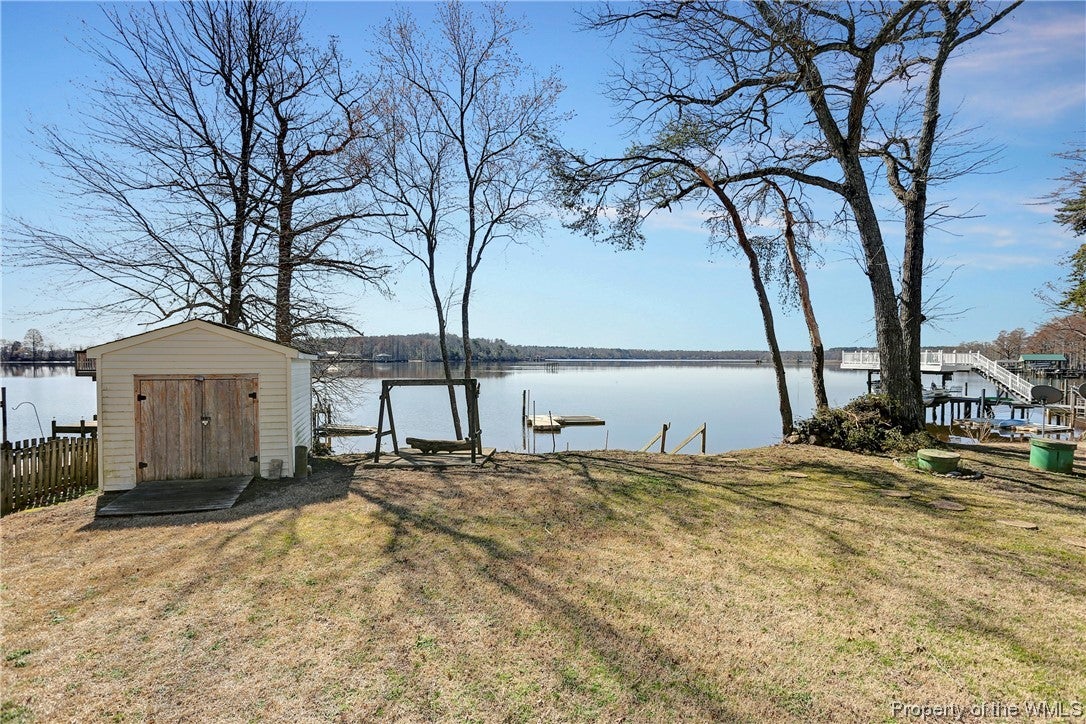 4051 South Riverside Drive Lanexa, VA 23089 - Photo 8 of 40 Gallery Image 8