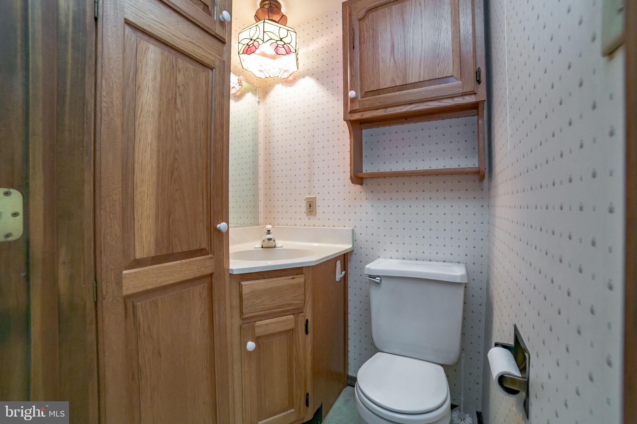 713 Apple Road Quakertown, PA 18951 - Photo 14 of 41 Gallery Image 14