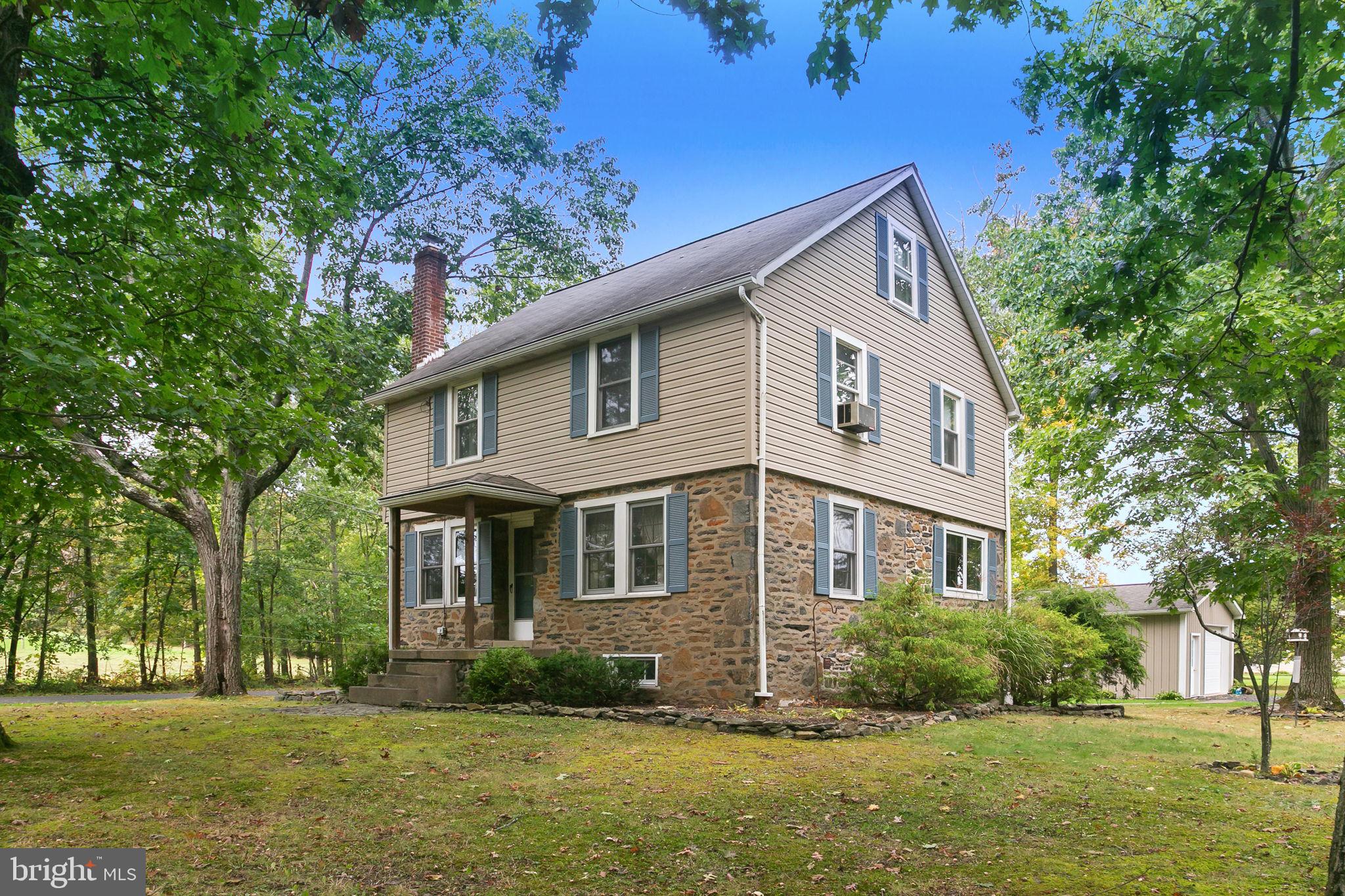 713 Apple Road Quakertown, PA 18951 - Photo 3 of 41 Gallery Image 3