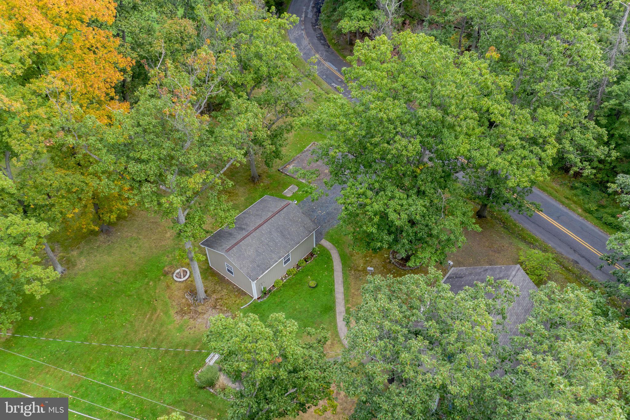 713 Apple Road Quakertown, PA 18951 - Photo 34 of 41 Gallery Image 34
