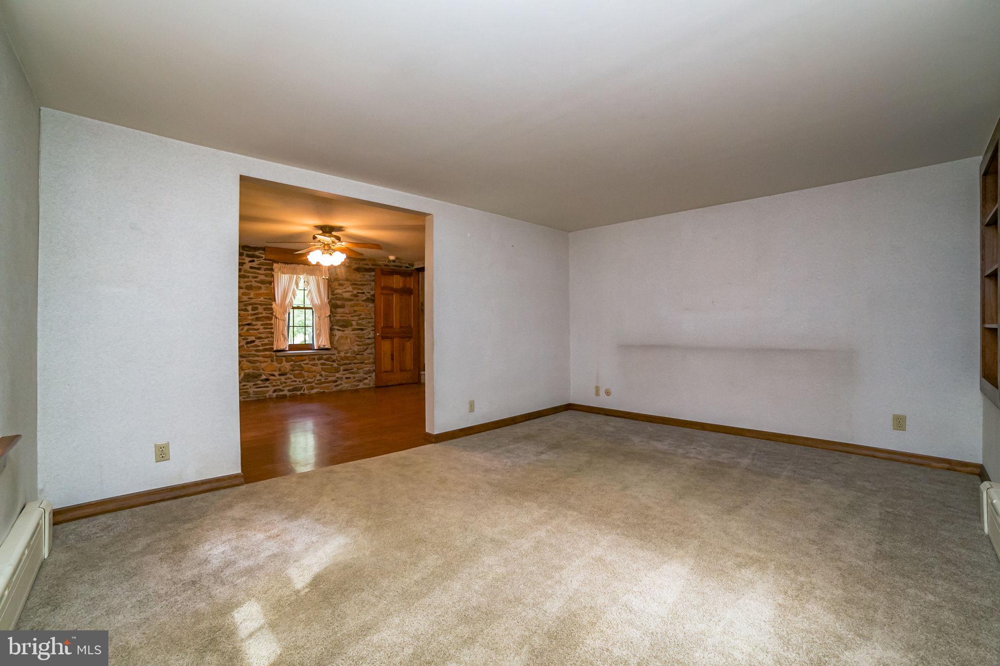 713 Apple Road Quakertown, PA 18951 - Photo 8 of 41 Gallery Image 8