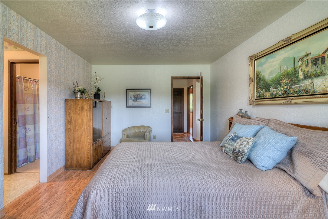 1120 Southwest Harper Road Port Orchard, WA 98367 - Photo 11 of 25 Gallery Image 11