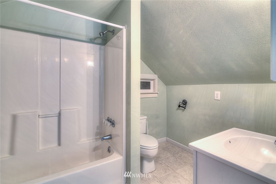 1120 Southwest Harper Road Port Orchard, WA 98367 - Photo 18 of 25 Gallery Image 18