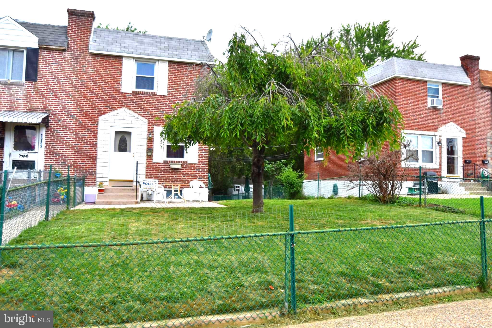1980 Carter Road Folcroft, PA 19032 - Photo 5 of 37 Front