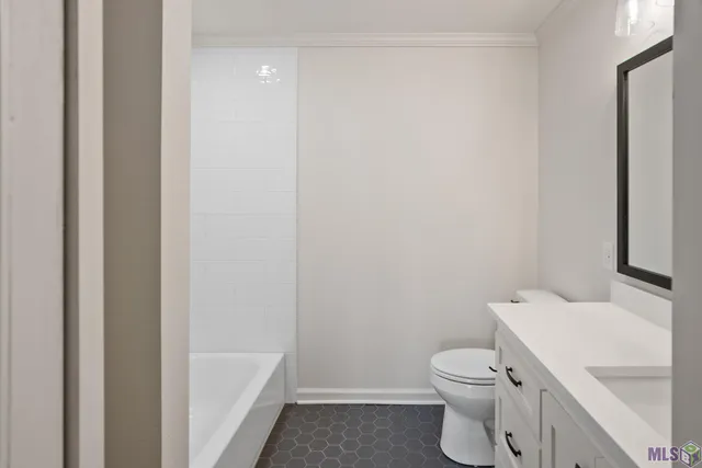 $788,000 | 2267 Cedardale Avenue, Baton Rouge, LA 70808