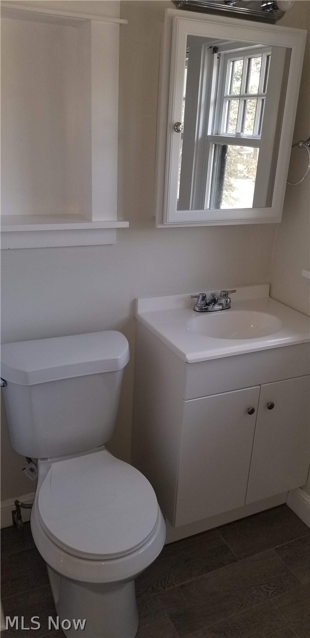 4504 Telhurst Road Cleveland, OH 44121 - Photo 28 of 35
