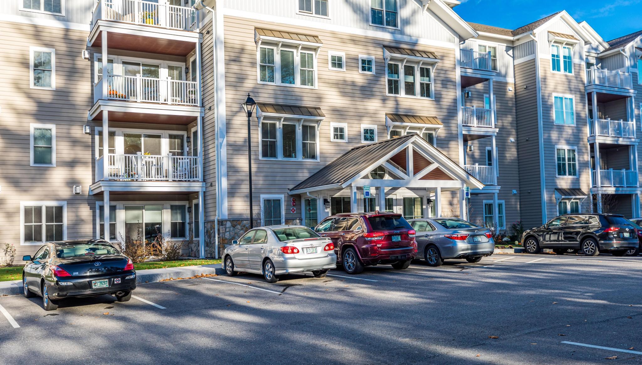 24 Willey Creek Road, Unit 206 Exeter, NH 03833 - Photo 4 of 29