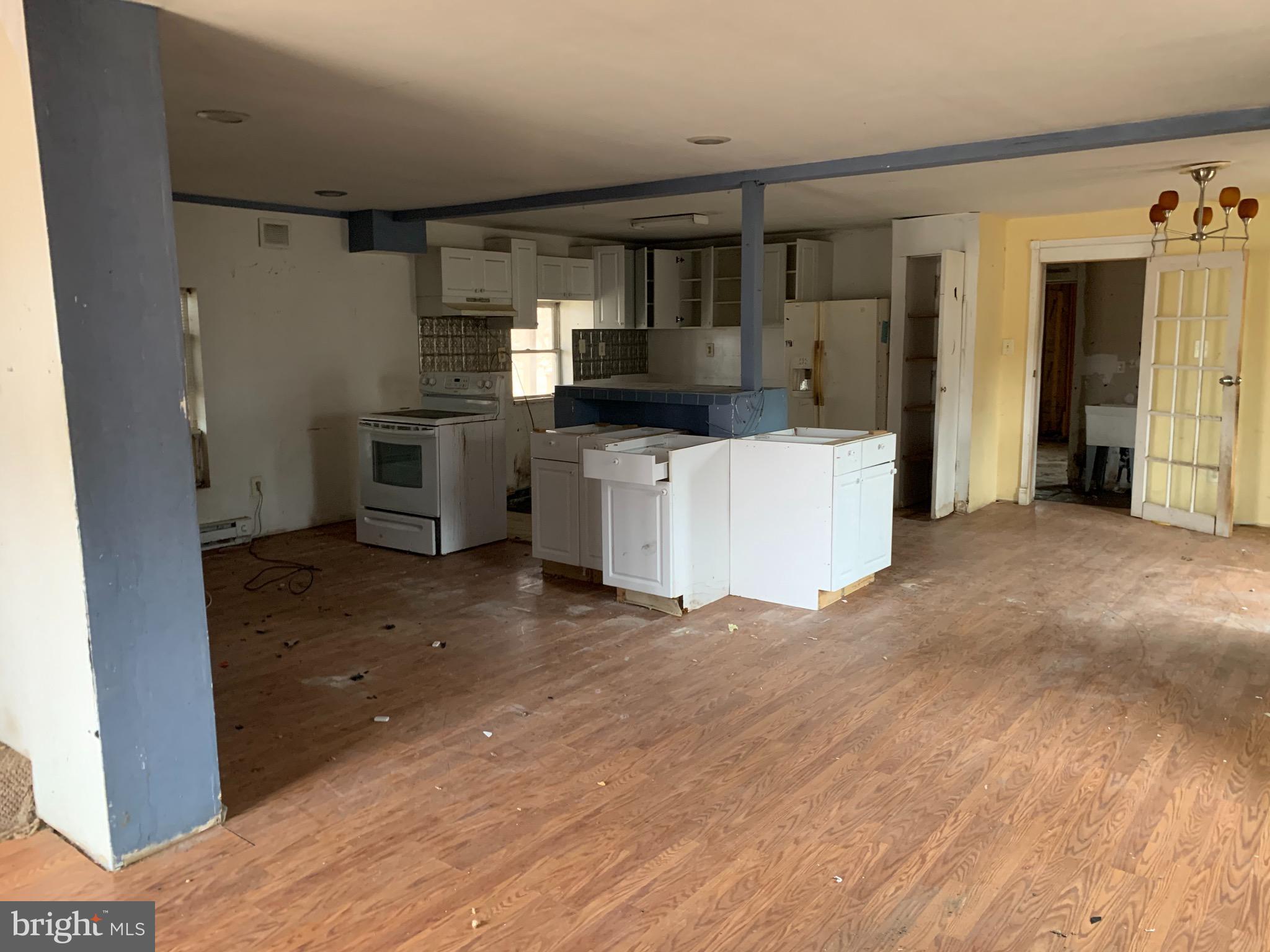 6407 Ford Road Frederick, MD 21702 - Photo 3 of 19