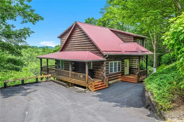 $675,000 | 573 Canawhay Drive, Jefferson, NC 28640