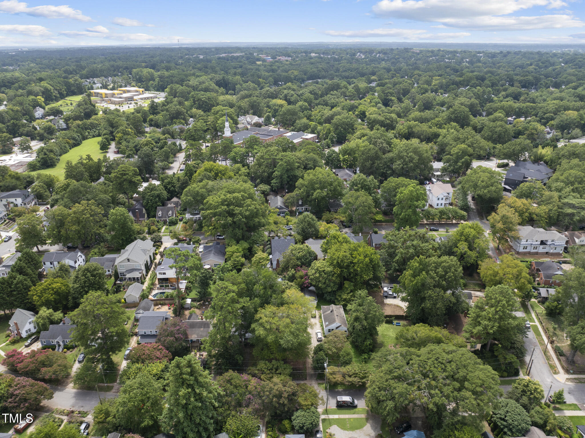 1408 Courtland Drive Raleigh, NC 27604 - Photo 12 of 20 DJI_20250811122258_0033_D