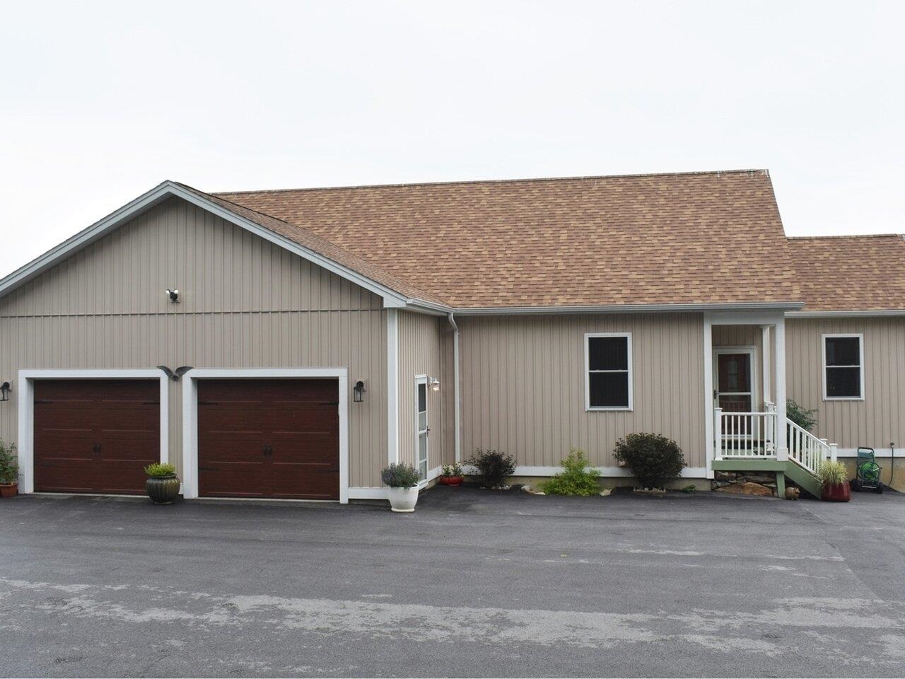 1382 Pattee Hill Road Georgia, VT 05468 - Photo 16 of 39