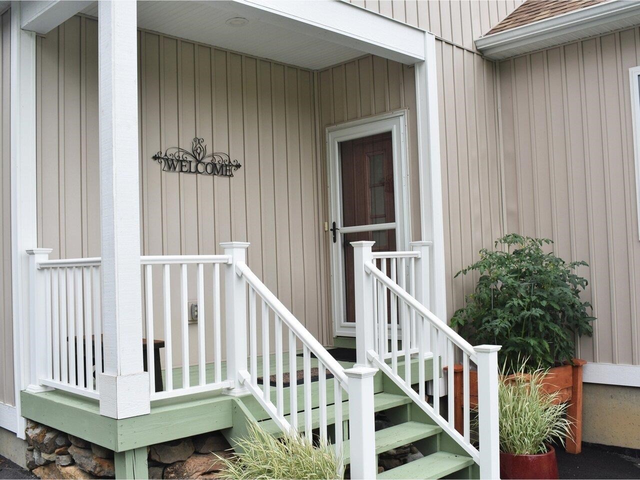 1382 Pattee Hill Road Georgia, VT 05468 - Photo 3 of 39