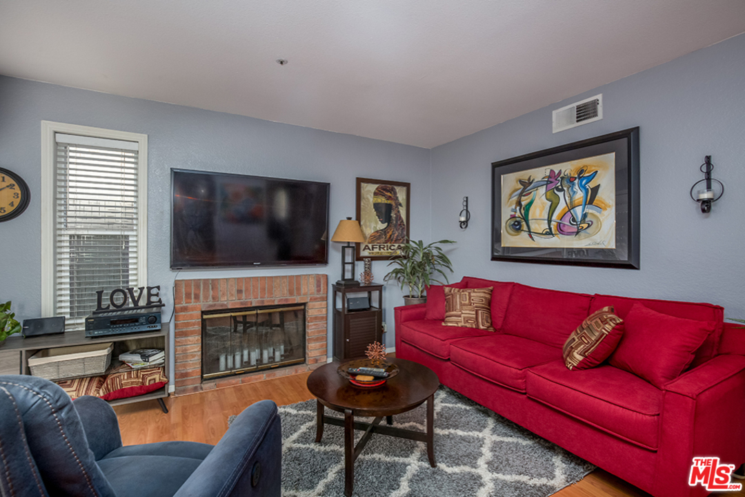 16300 Trelaney Road Fontana, CA 92337 - Photo 6 of 22