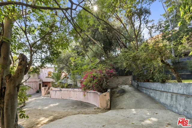 $12,900,000 | 1830 North Sierra Bonita Avenue, Los Angeles, CA 90046