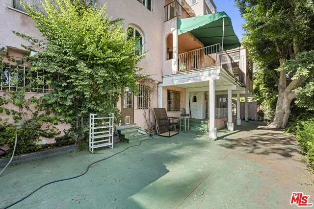 $12,900,000 | 1830 North Sierra Bonita Avenue, Los Angeles, CA 90046