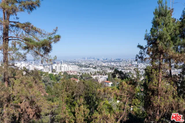 $12,900,000 | 1830 North Sierra Bonita Avenue, Los Angeles, CA 90046