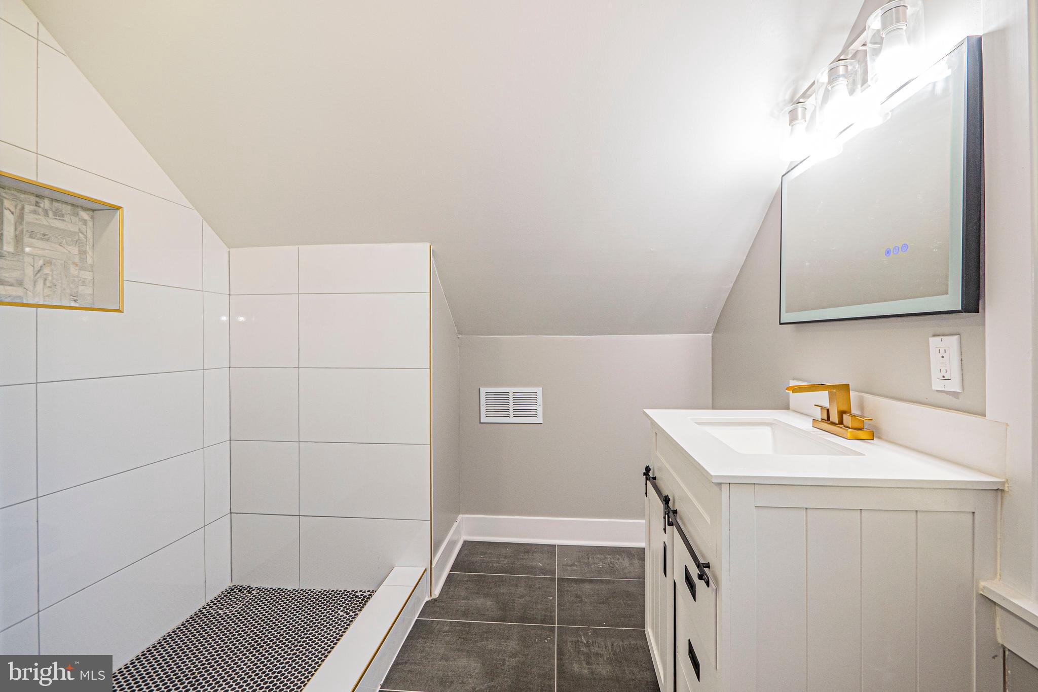 3170 Sykesville Road Westminster, MD 21157 - Photo 18 of 60