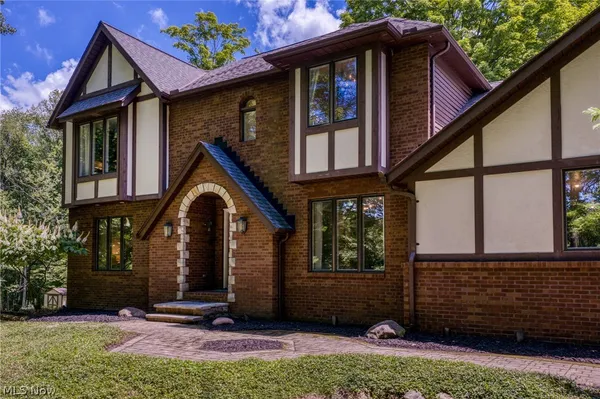 $635,000 | 11535 Blackberry Lane, Chesterland, OH 44026