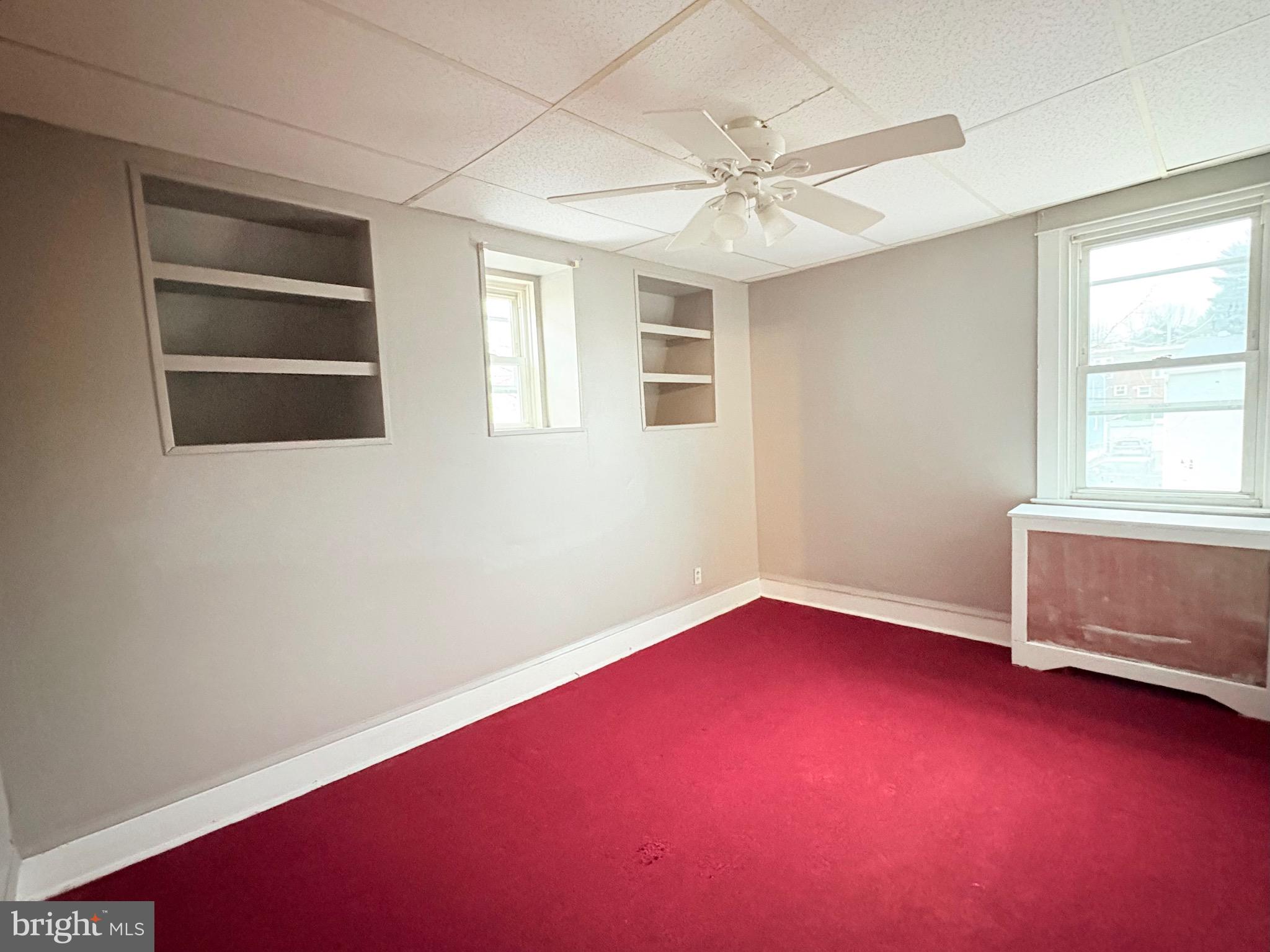 233 Barrington Road Upper Darby, PA 19082 - Photo 5 of 14 Gallery Image 5