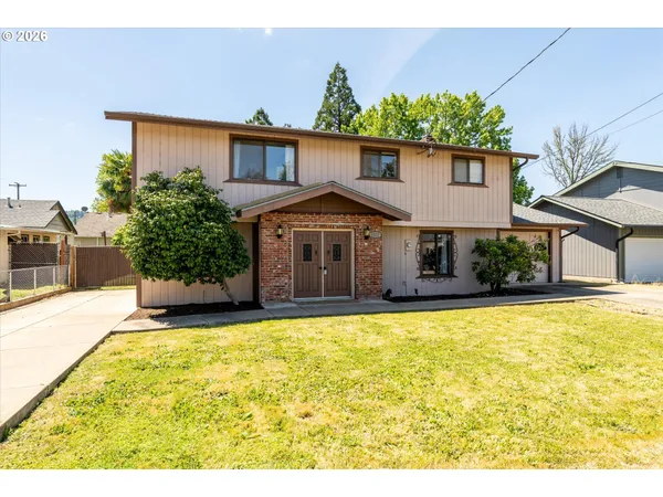 $430,000 | 1537 Northwest Rachel Avenue, Roseburg, OR 97471