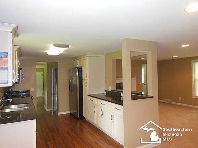 1148 West Dean Road Temperance, MI 48182 - Photo 7 of 21
