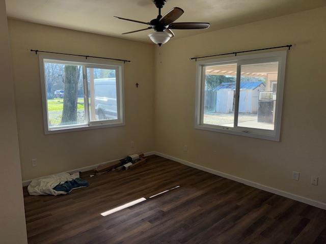 1860 Magnolia Street Gridley, CA 95948 - Photo 13 of 19 a room with a window