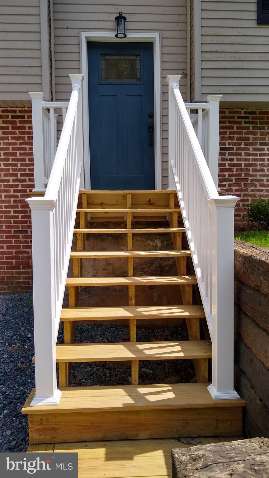 532 Bridge Valley Road Pequea, PA 17565 - Photo 23 of 43 a view of entryway