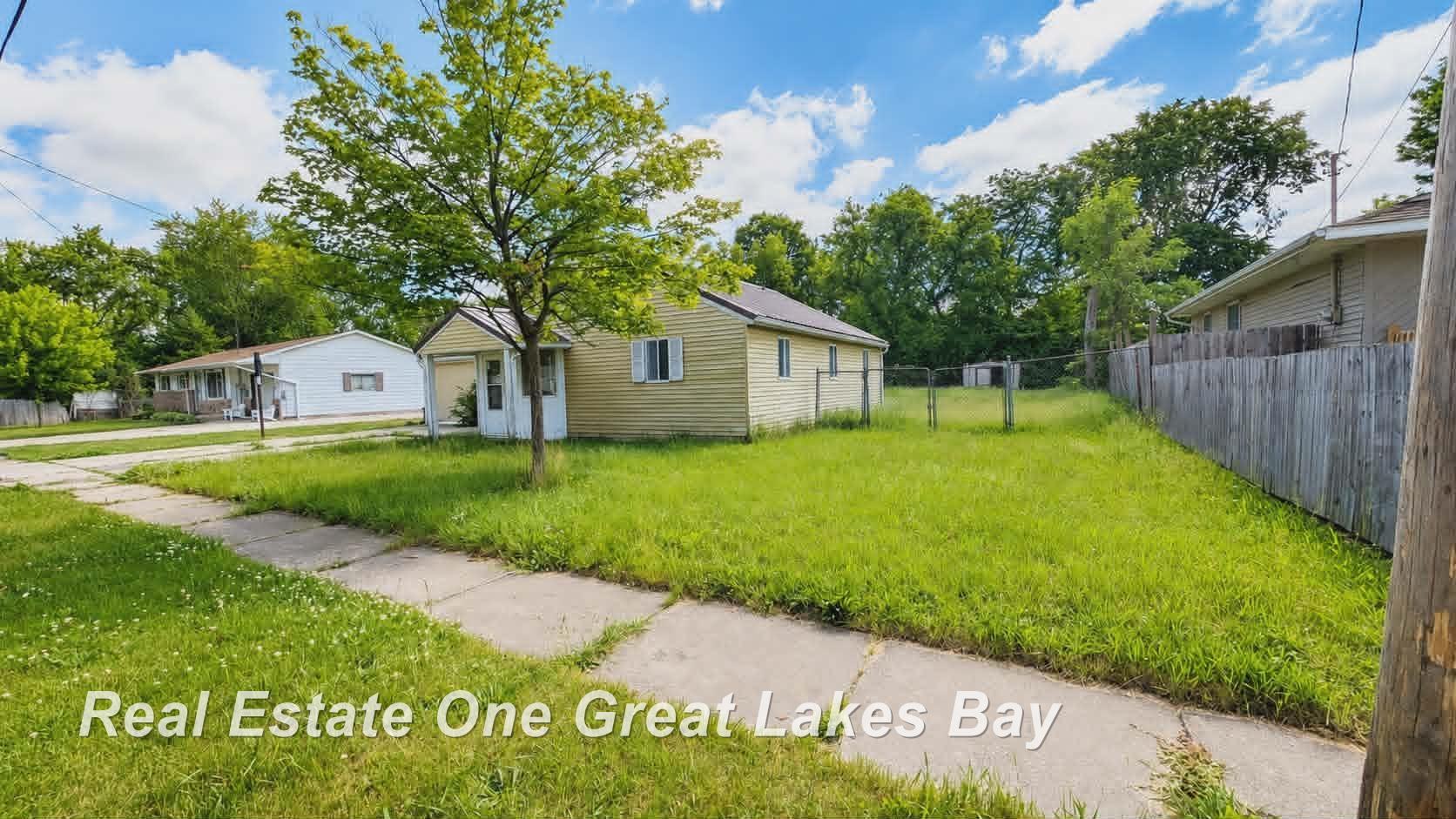 3531 Lions Head Lane Saginaw, MI 48601 - Photo 4 of 21