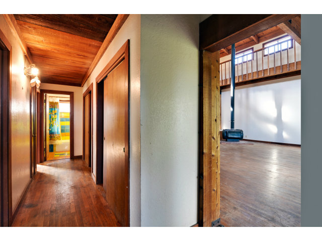 139 Bohnen Road Santa Cruz, CA 95065 - Photo 15 of 25 a view of gallery with wooden floor