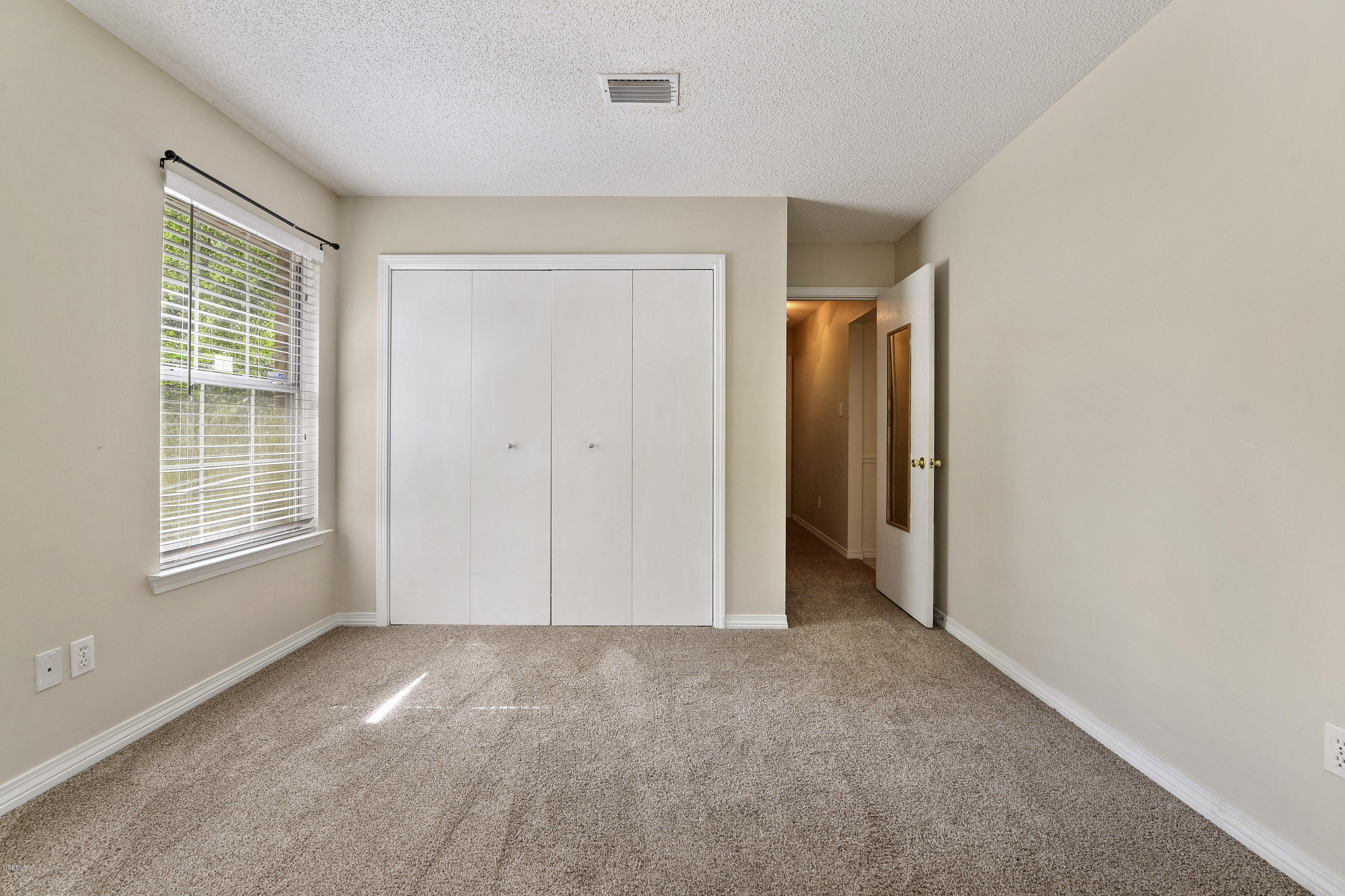 9655 West Oaklawn Road Biloxi, MS 39532 - Photo 15 of 24 015