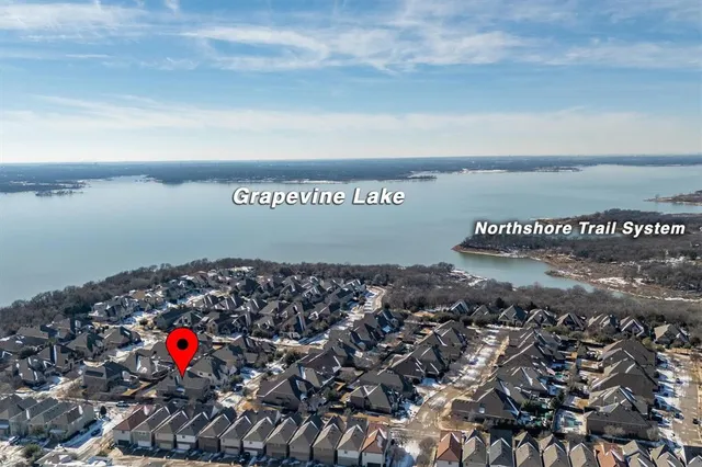 a view of outside area