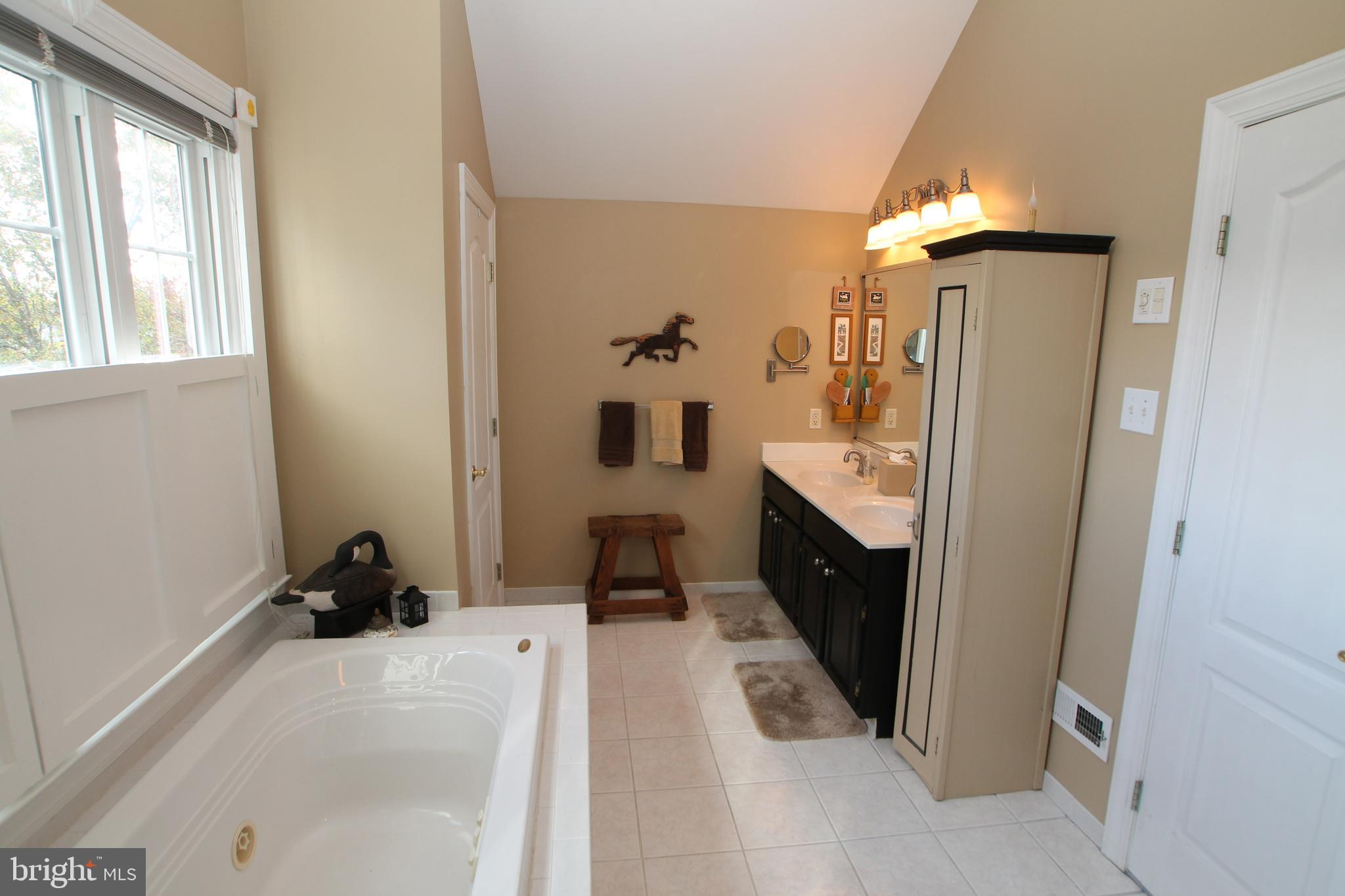 4630 Old Oak Road Doylestown, PA 18902 - Photo 40 of 49 Gallery Image 40
