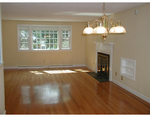 100 Pratts Mill Road Sudbury, MA 01776 - Photo 3 of 10