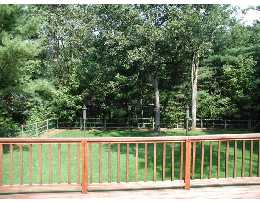 100 Pratts Mill Road Sudbury, MA 01776 - Photo 8 of 10