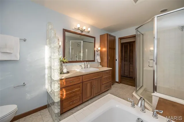 $850,000 | 12987 Pingry Place, St. Louis, MO 63131