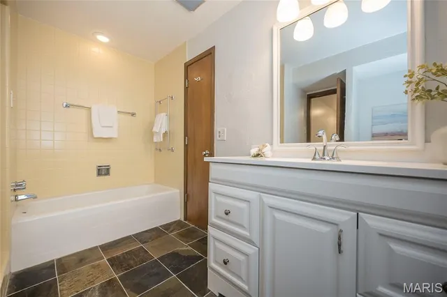 $850,000 | 12987 Pingry Place, St. Louis, MO 63131