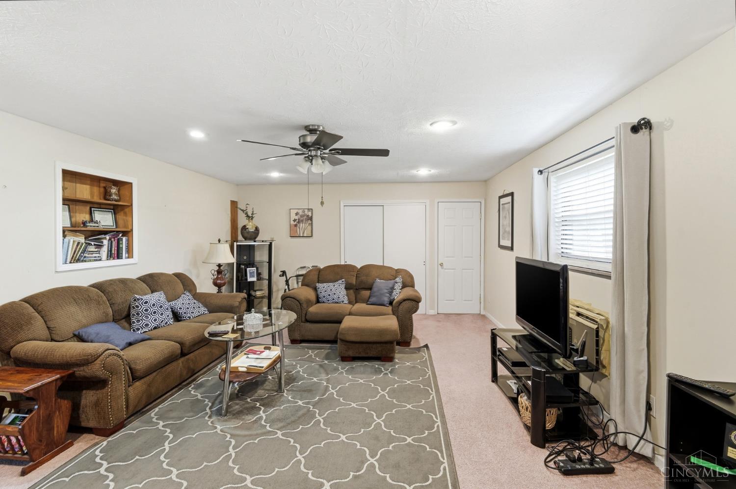 8084 Stillwell Road Cincinnati, OH 45237 - Photo 48 of 53