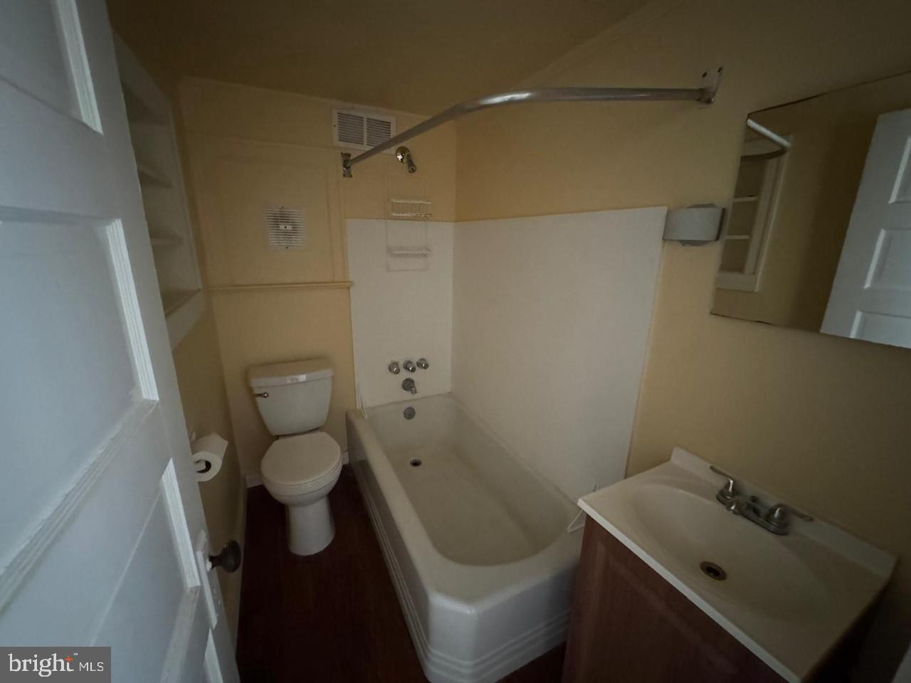 60 Wiggins Street, Unit 1 Princeton, NJ 08540 - Photo 6 of 10 a bathroom with a sink and toilet