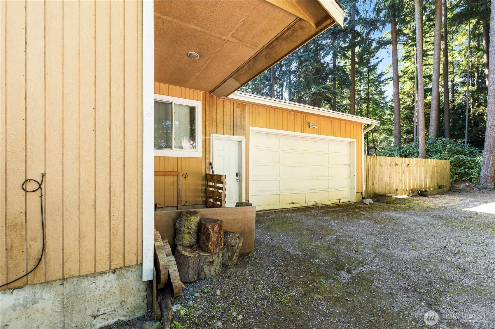 4141 Timberline Road Clinton, WA 98236 - Photo 18 of 28