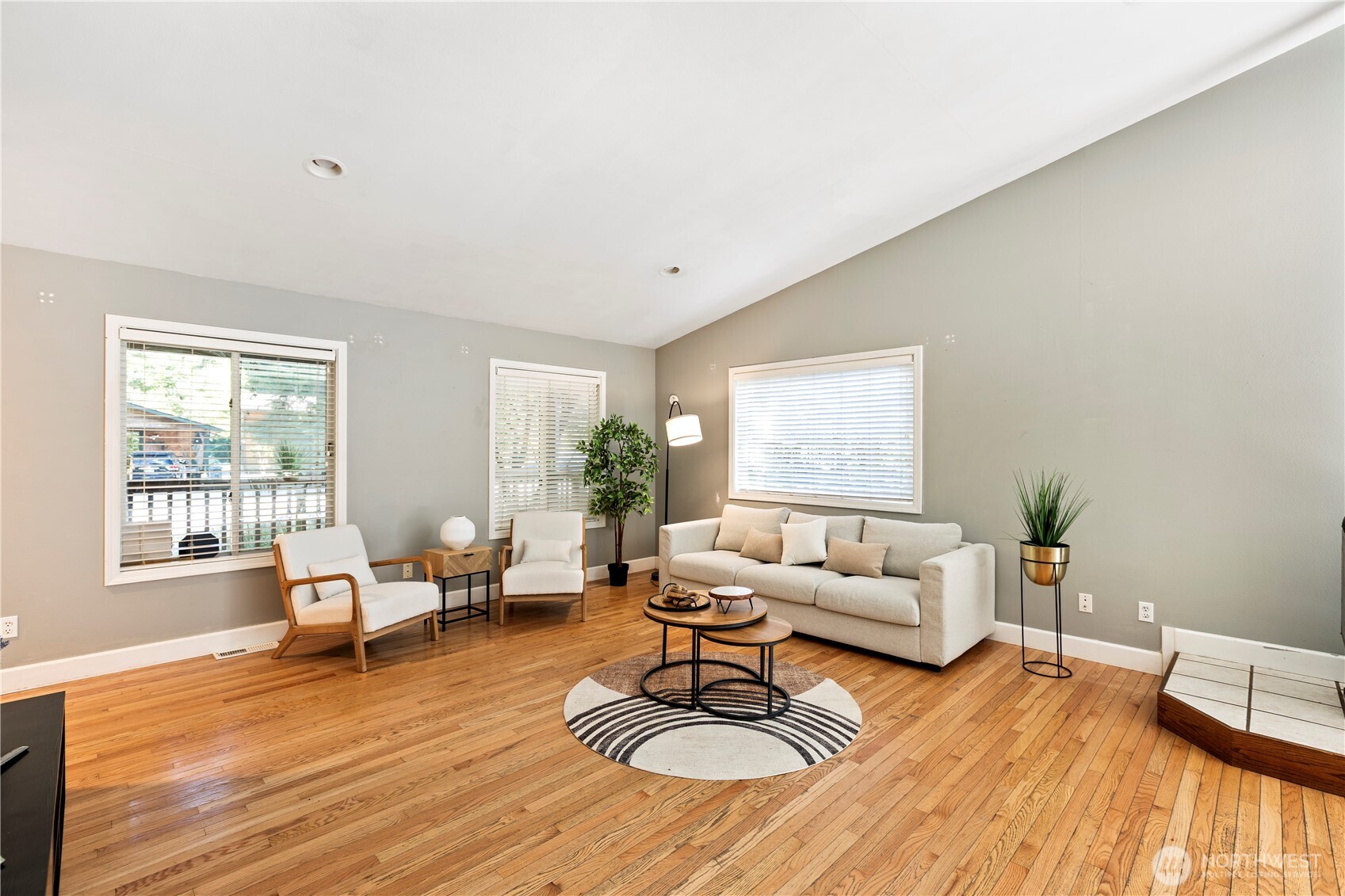 4141 Timberline Road Clinton, WA 98236 - Photo 5 of 28