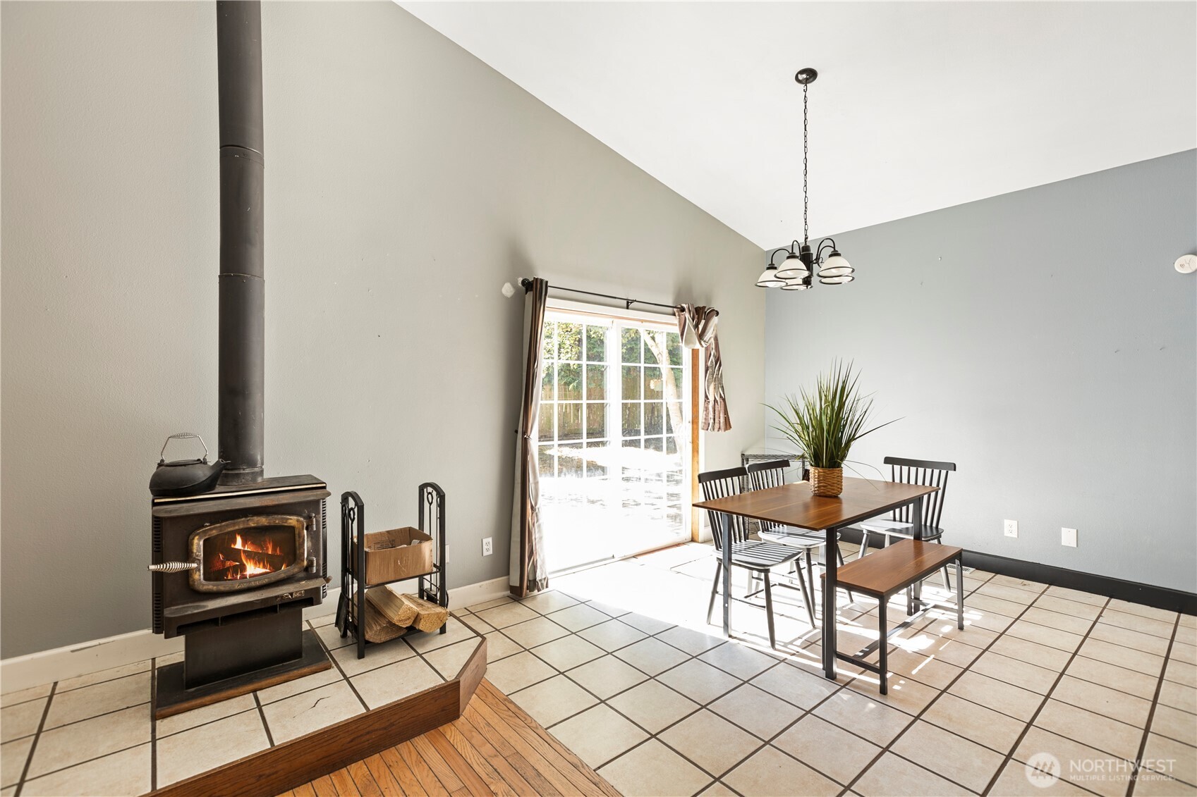 4141 Timberline Road Clinton, WA 98236 - Photo 6 of 28