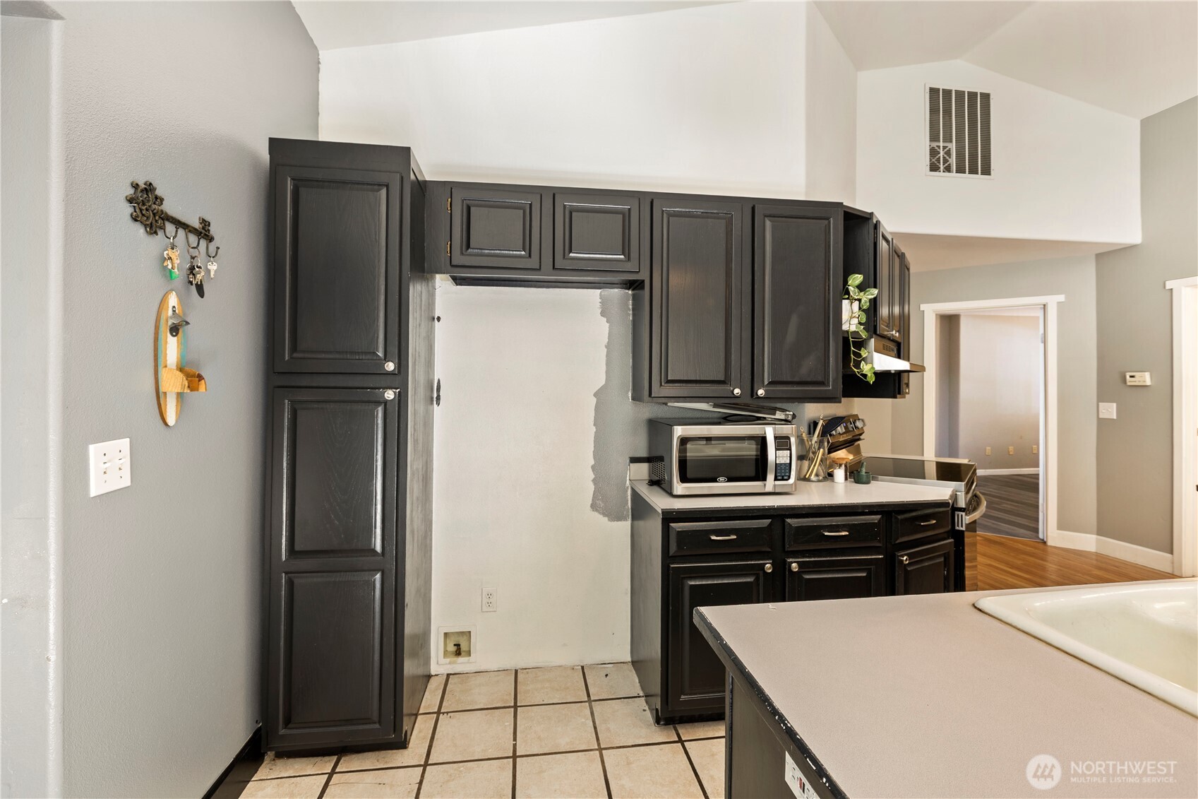 4141 Timberline Road Clinton, WA 98236 - Photo 8 of 28