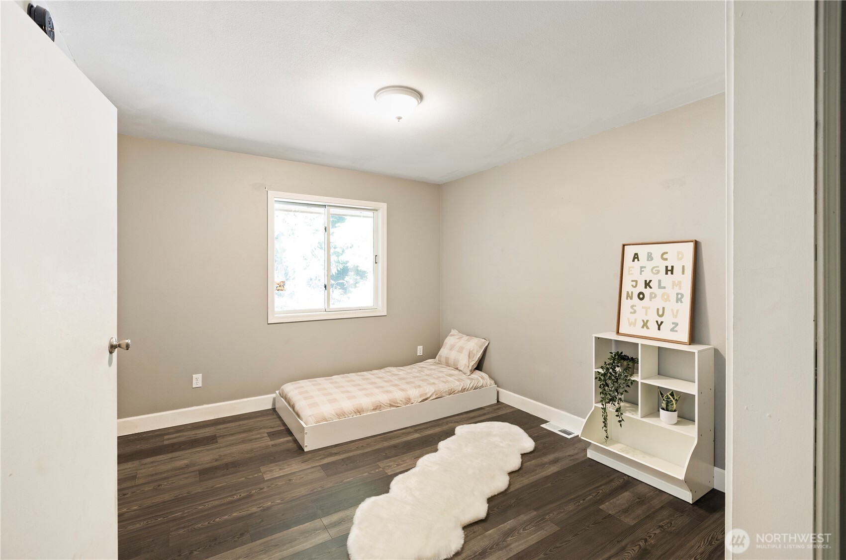 4141 Timberline Road Clinton, WA 98236 - Photo 10 of 28