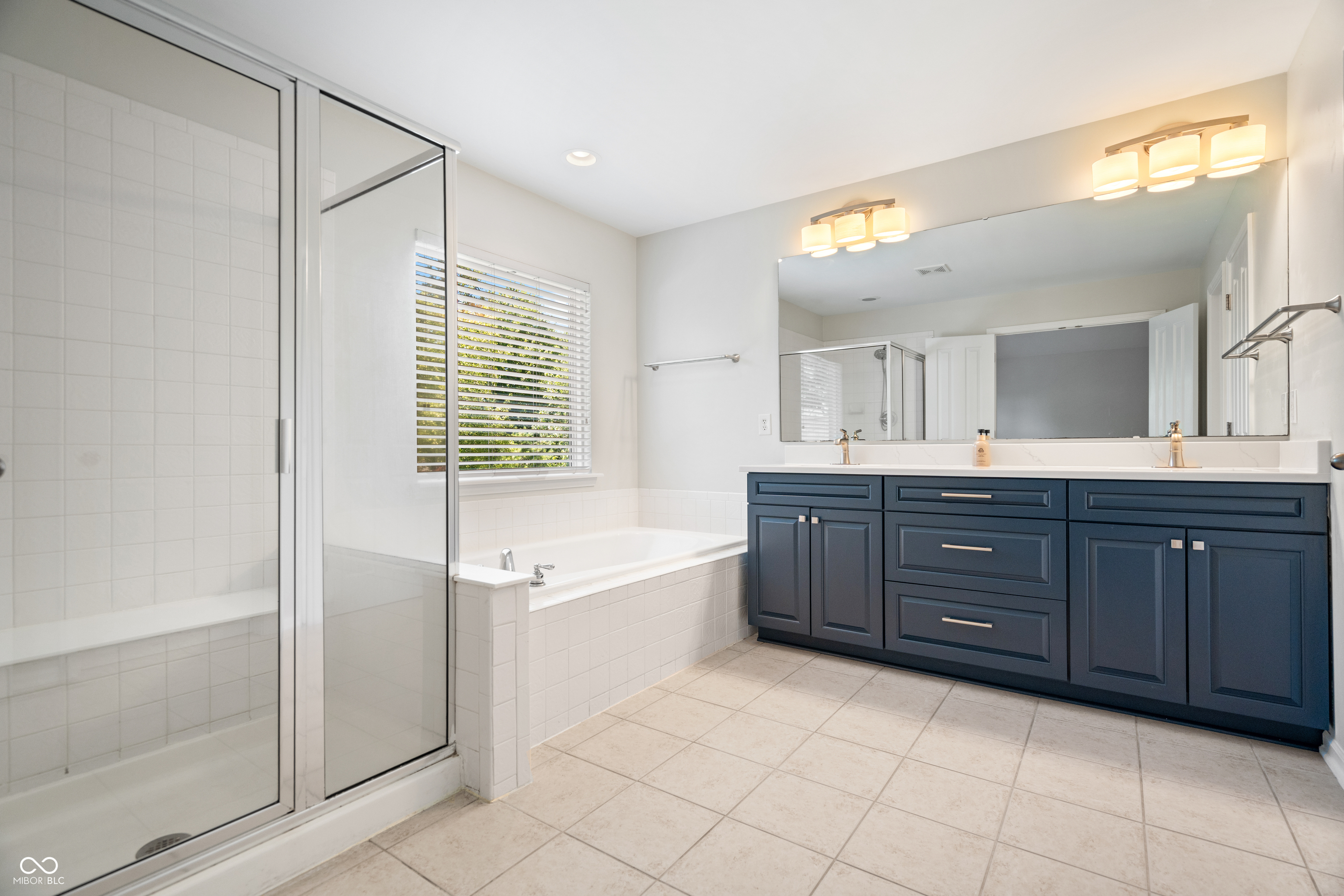 12044 Bird Key Boulevard Fishers, IN 46037 - Photo 21 of 41
