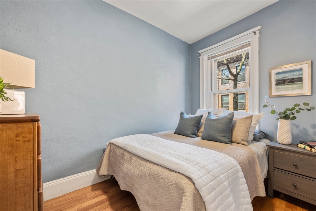 76 Phillips Street, Unit 3 Boston, MA 02114 - Photo 11 of 13