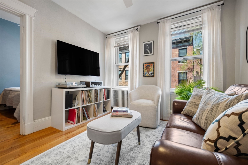 76 Phillips Street, Unit 3 Boston, MA 02114 - Photo 2 of 13