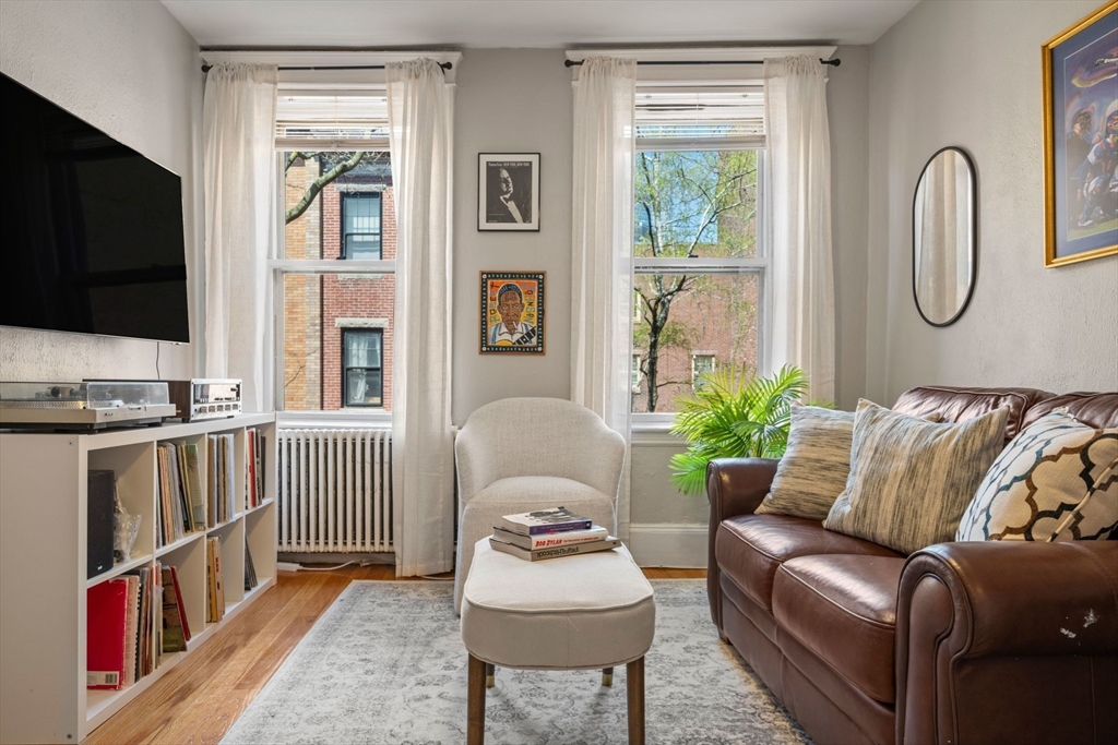 76 Phillips Street, Unit 3 Boston, MA 02114 - Photo 3 of 13