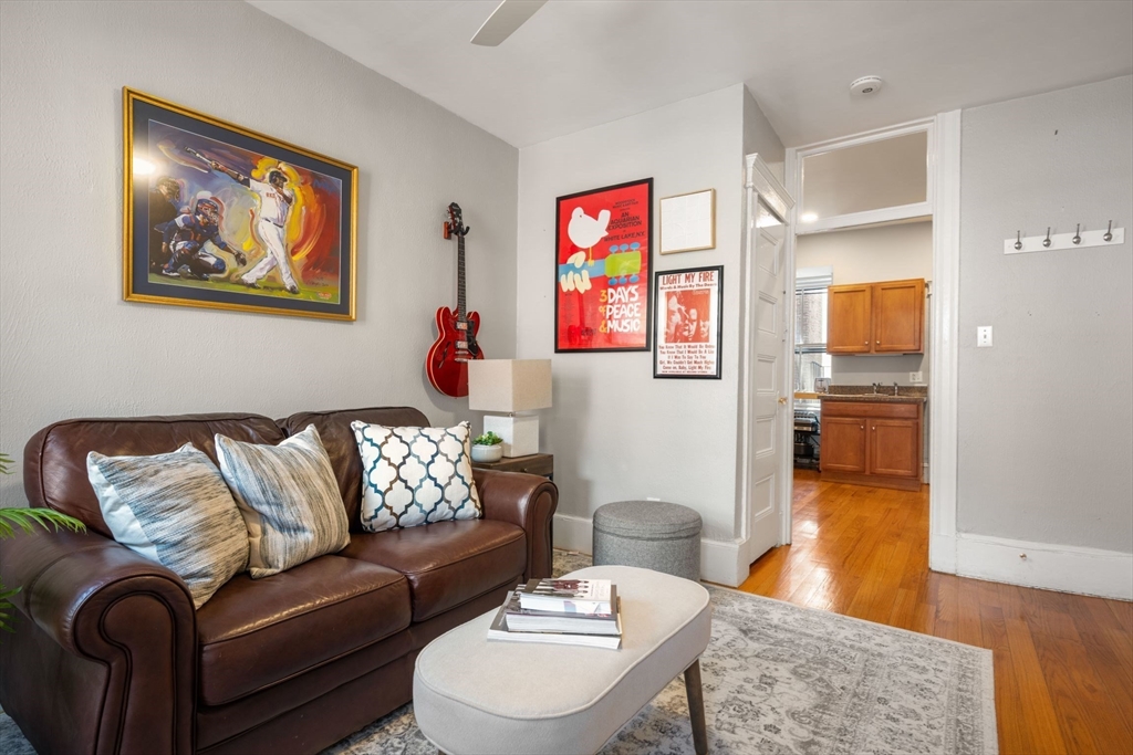 76 Phillips Street, Unit 3 Boston, MA 02114 - Photo 4 of 13